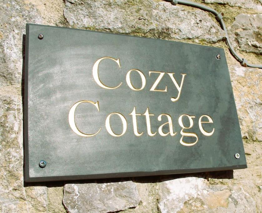 טיידסוול Gorgeous Cozy Cottage With A Heritage Feel, Walks, Pubs & Wood Burner מראה חיצוני תמונה